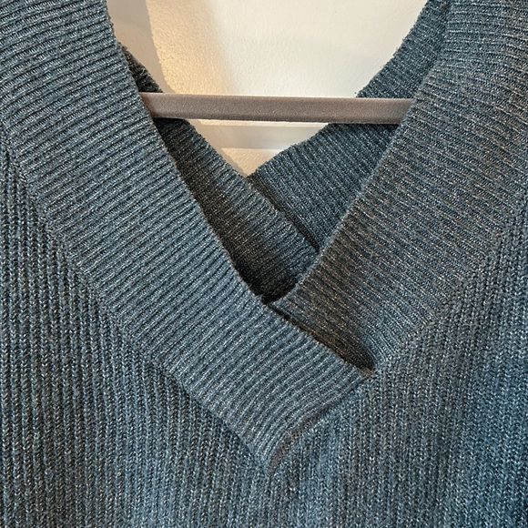 Pink Rose V Neck Sweater - Picture 2 of 3